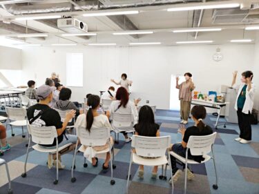 4年ぶりに英語絵本のおはなし会開催【行橋】