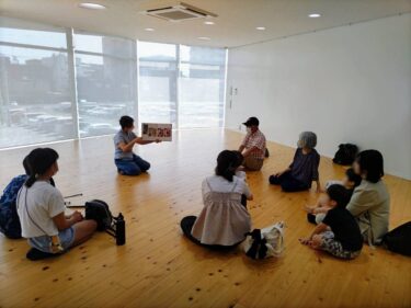 代表不在の8月英語絵本の会